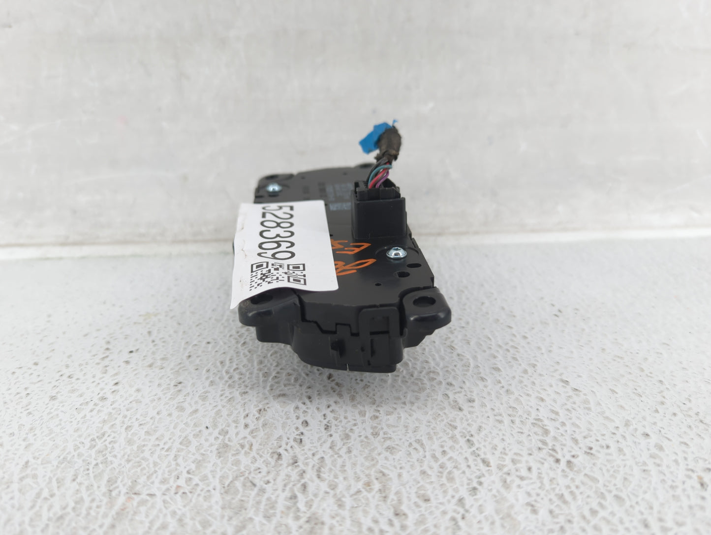 2017-2019 Ford Escape Radio Control Panel - Oemusedautoparts1.com