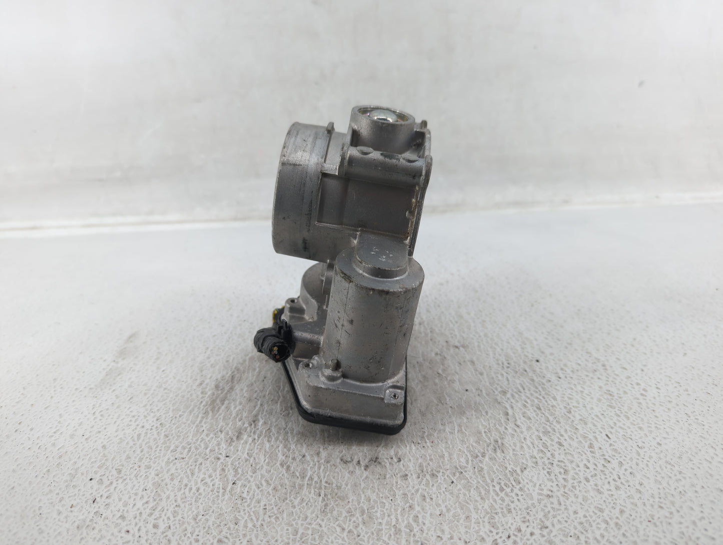 2013-2022 Ford Escape Throttle Body P/N:DS7E-9F991-AK DS7E-9F991-AF Fits Fits 2013 2014 2015 2016 2017 2018 2019 2020 2021 2