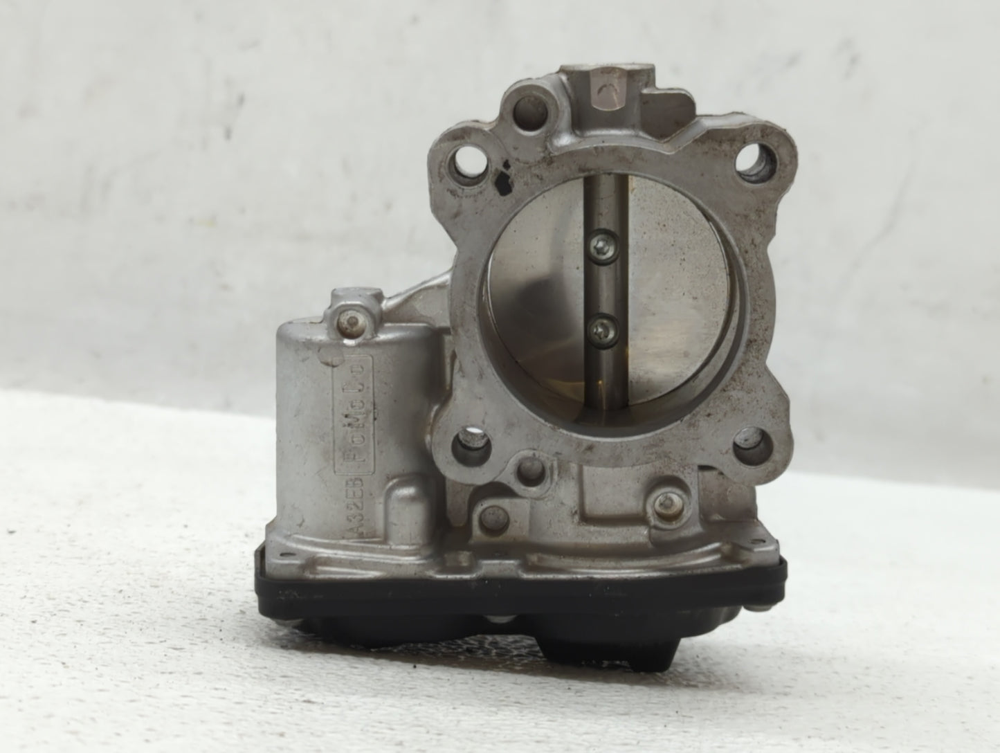 2017-2019 Ford Escape Throttle Body P/N:DS7G-9F991-CA Fits Fits 2014 2015 2016 2017 2018 2019 2020 OEM Used Auto Parts - Oem