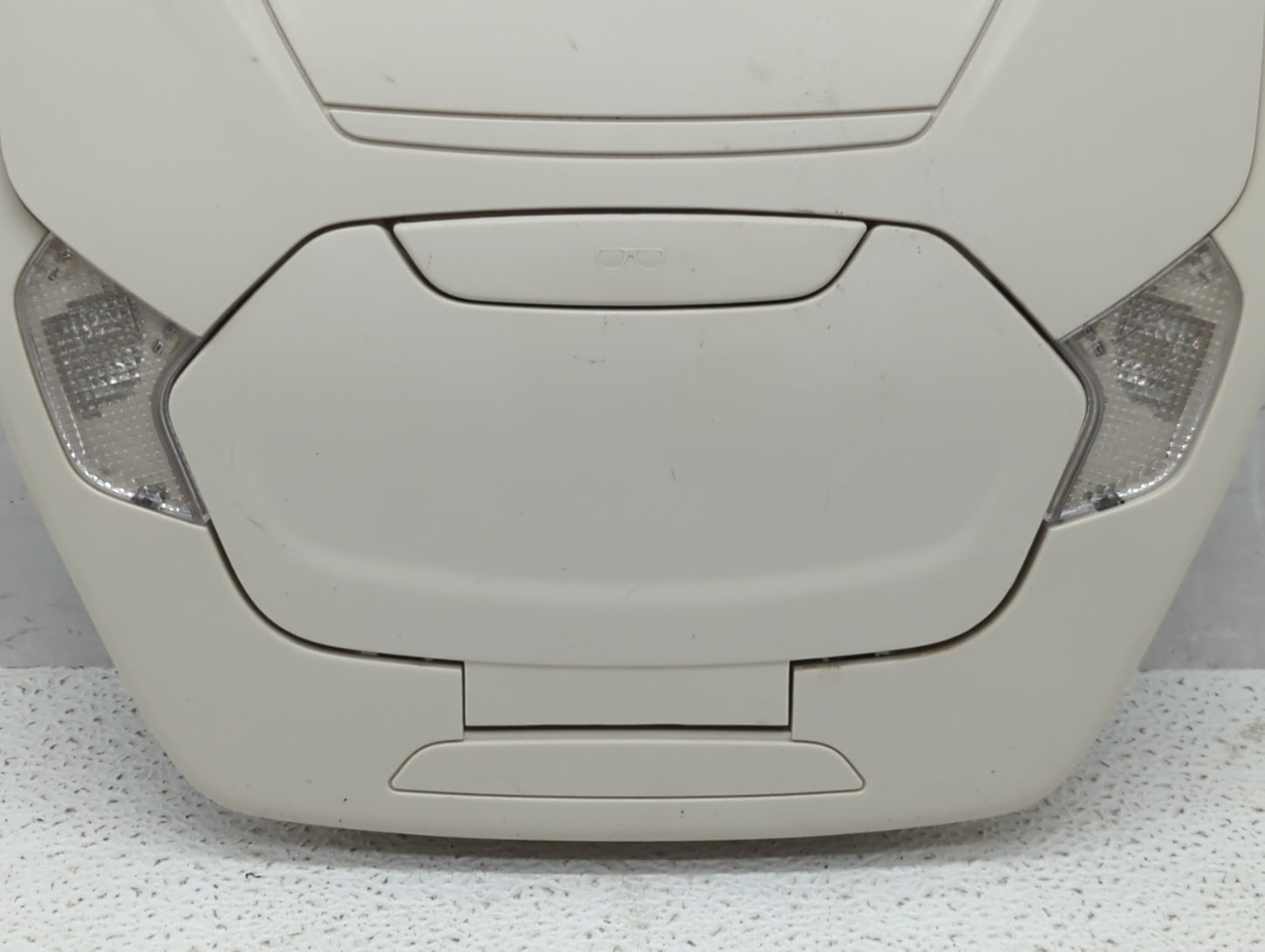 2019 Ford Escape Overhead Roof Console - Oemusedautoparts1.com