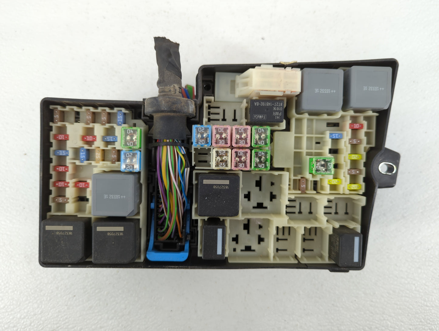 2019 Ford Escape Fusebox Fuse Box Panel Relay Module P/N:AV6T-14A067-AD Fits OEM Used Auto Parts - Oemusedautoparts1.com