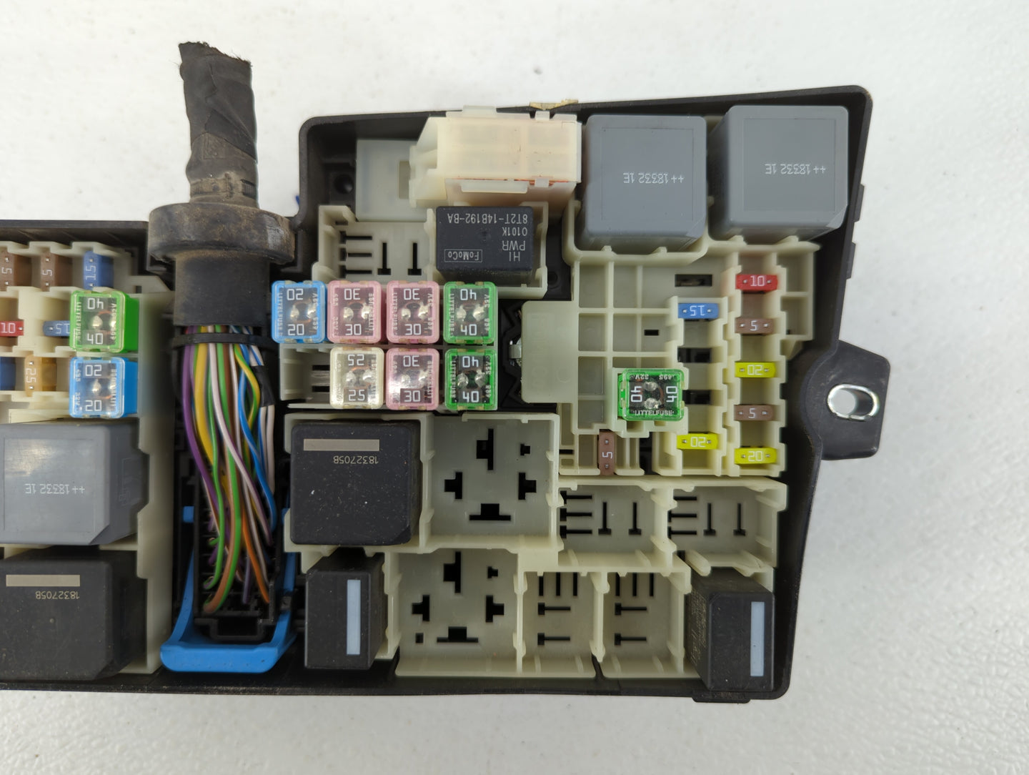 2019 Ford Escape Fusebox Fuse Box Panel Relay Module P/N:AV6T-14A067-AD Fits OEM Used Auto Parts - Oemusedautoparts1.com