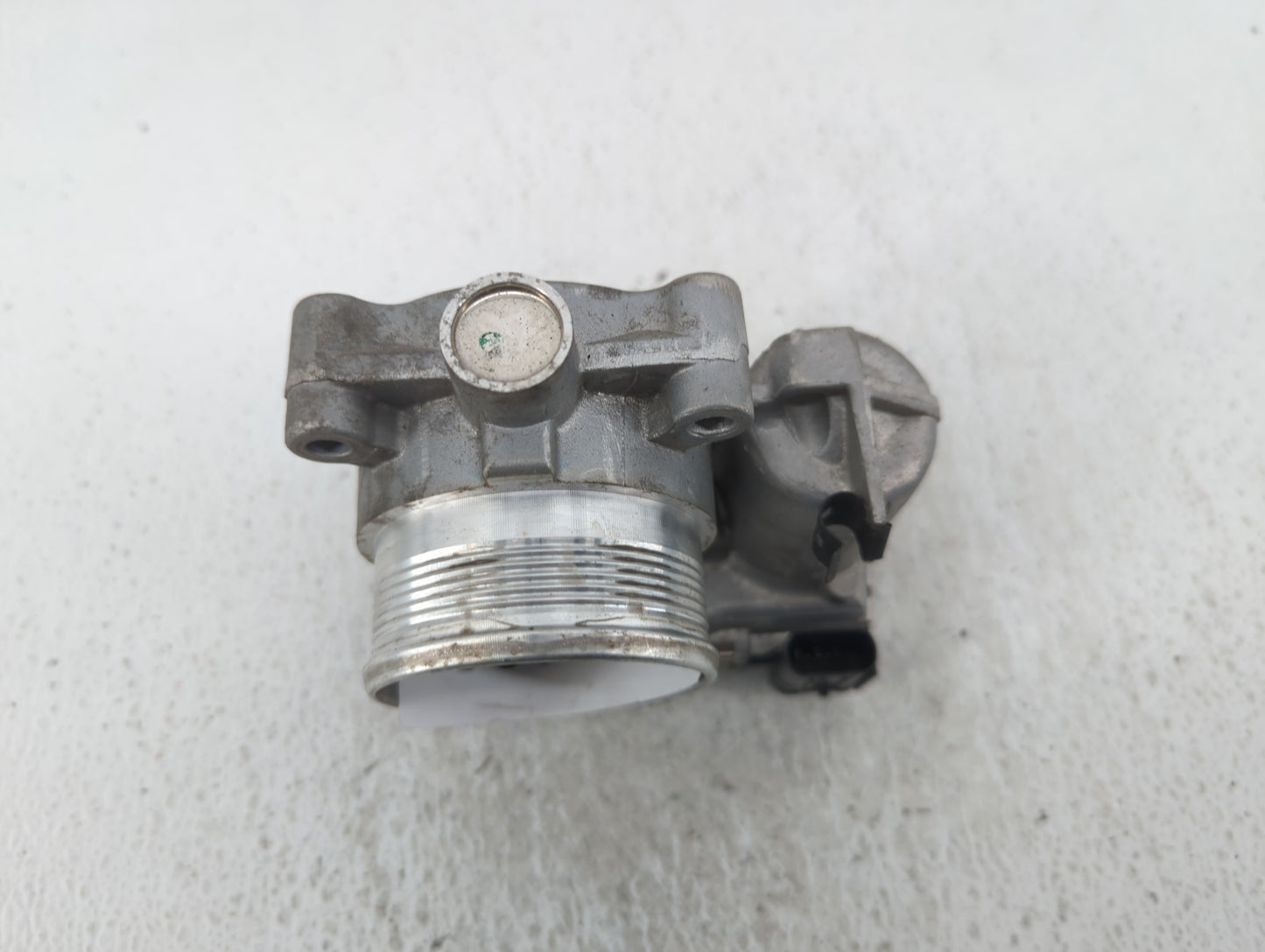 2017-2019 Ford Escape Throttle Body P/N:DS7E-9F991-BB Fits Fits 2014 2015 2016 2017 2018 2019 2020 2021 2022 OEM Used Auto P