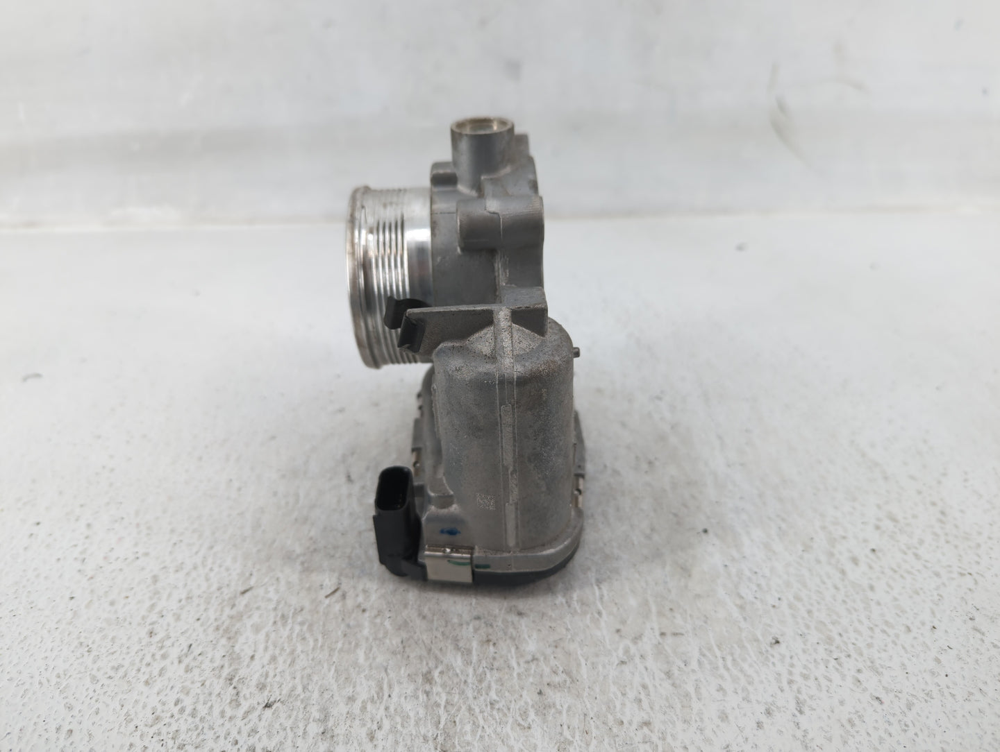 2017-2019 Ford Escape Throttle Body P/N:DS7E-9F991-BB Fits Fits 2014 2015 2016 2017 2018 2019 2020 2021 2022 OEM Used Auto P