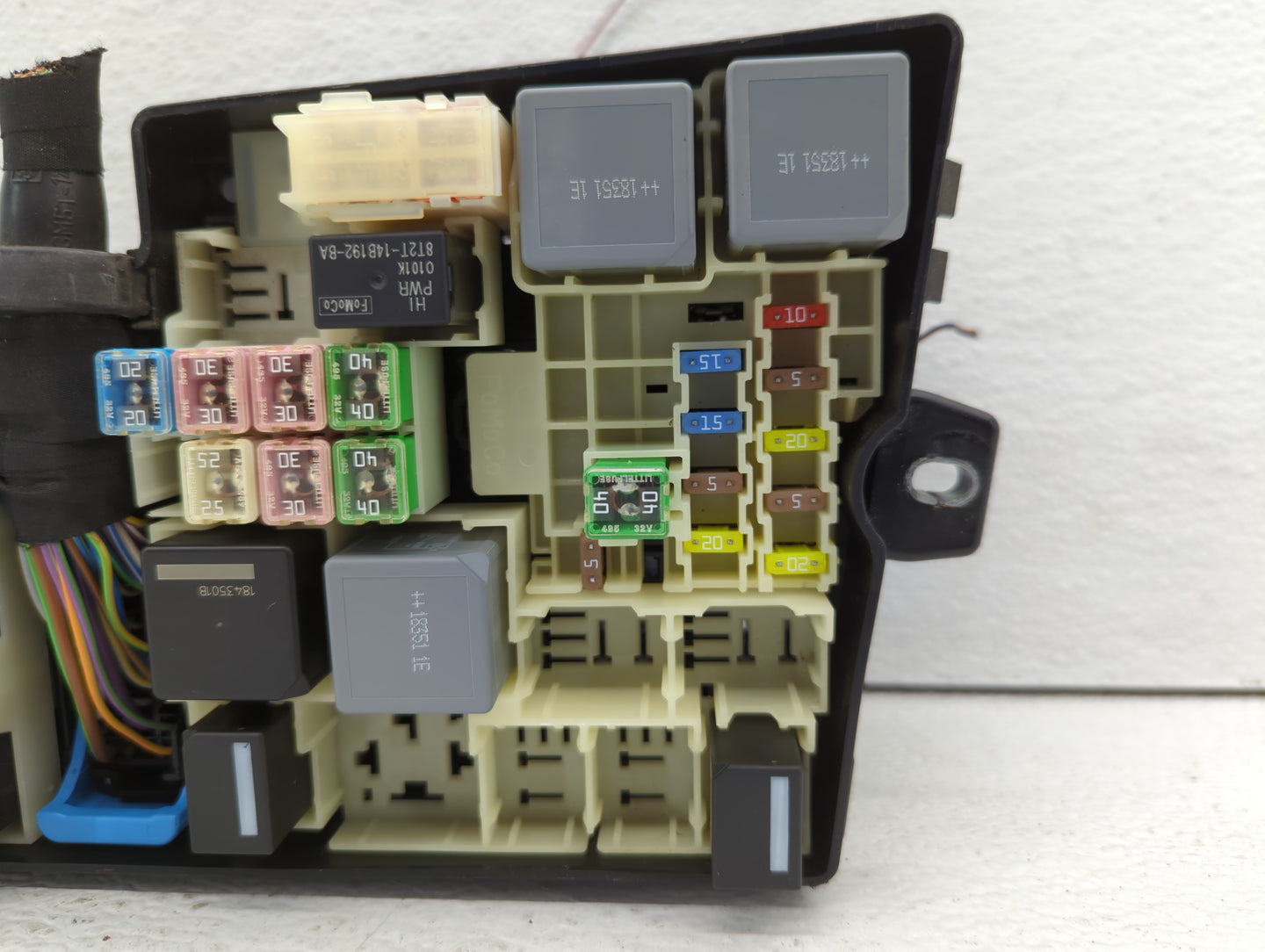 2019 Ford Escape Fusebox Fuse Box Panel Relay Module Fits OEM Used Auto Parts - Oemusedautoparts1.com