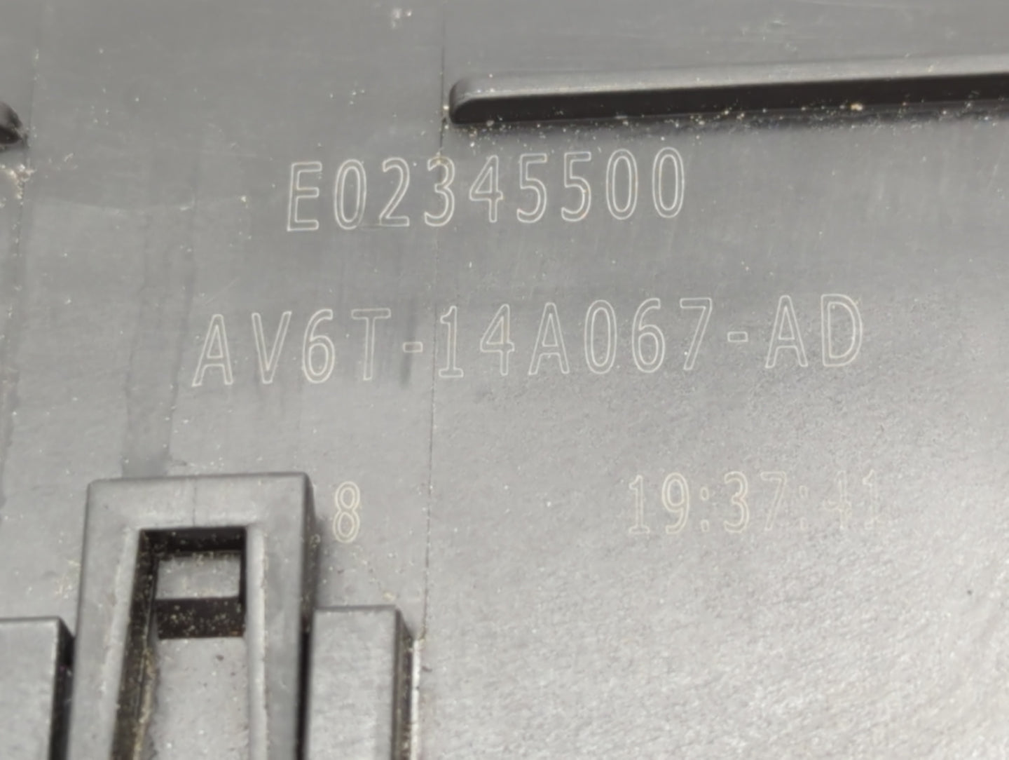 2019 Ford Escape Fusebox Fuse Box Panel Relay Module P/N:AV6T-14A067-AD Fits OEM Used Auto Parts - Oemusedautoparts1.com