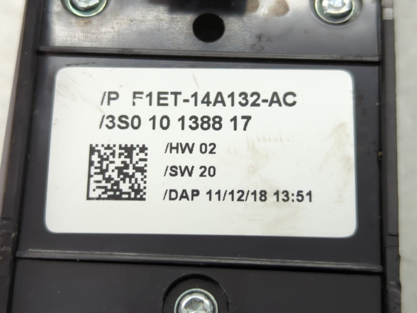 2017-2019 Ford Escape Master Power Window Switch Replacement Driver Side Left P/N:F1ET-14A132-AC 3S0 10 1388 17 Fits OEM Use