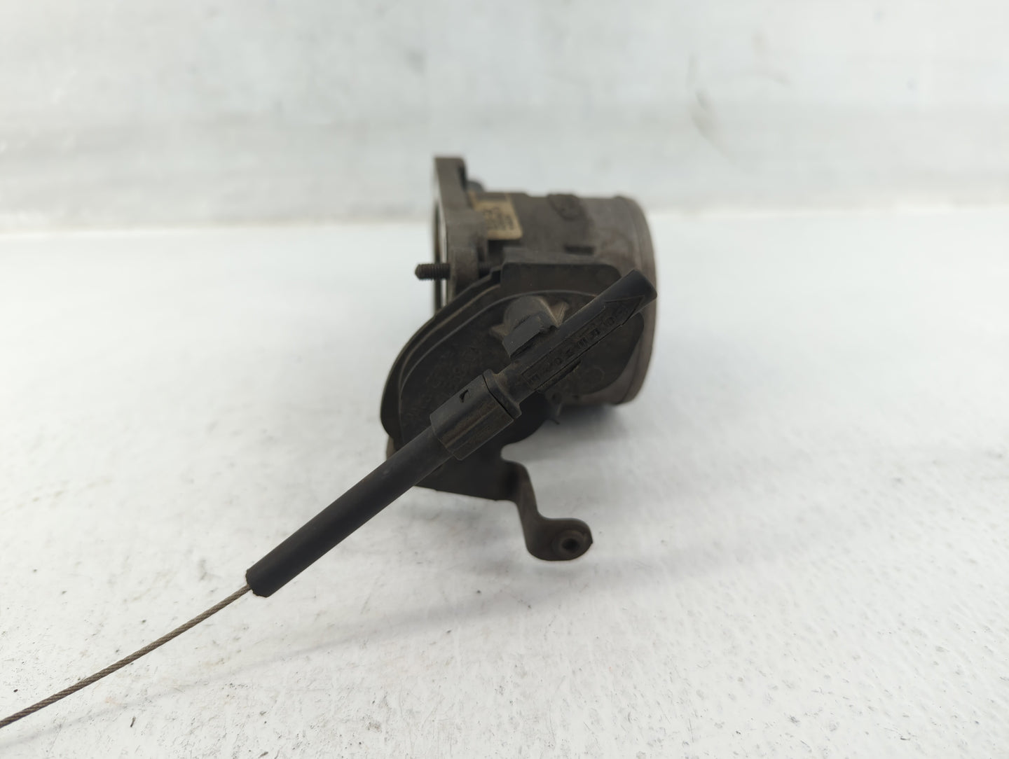 2017-2019 Ford Escape Throttle Body P/N:2L1U-CA Fits Fits 2014 2015 2016 2017 2018 2019 2020 OEM Used Auto Parts - Oemusedau