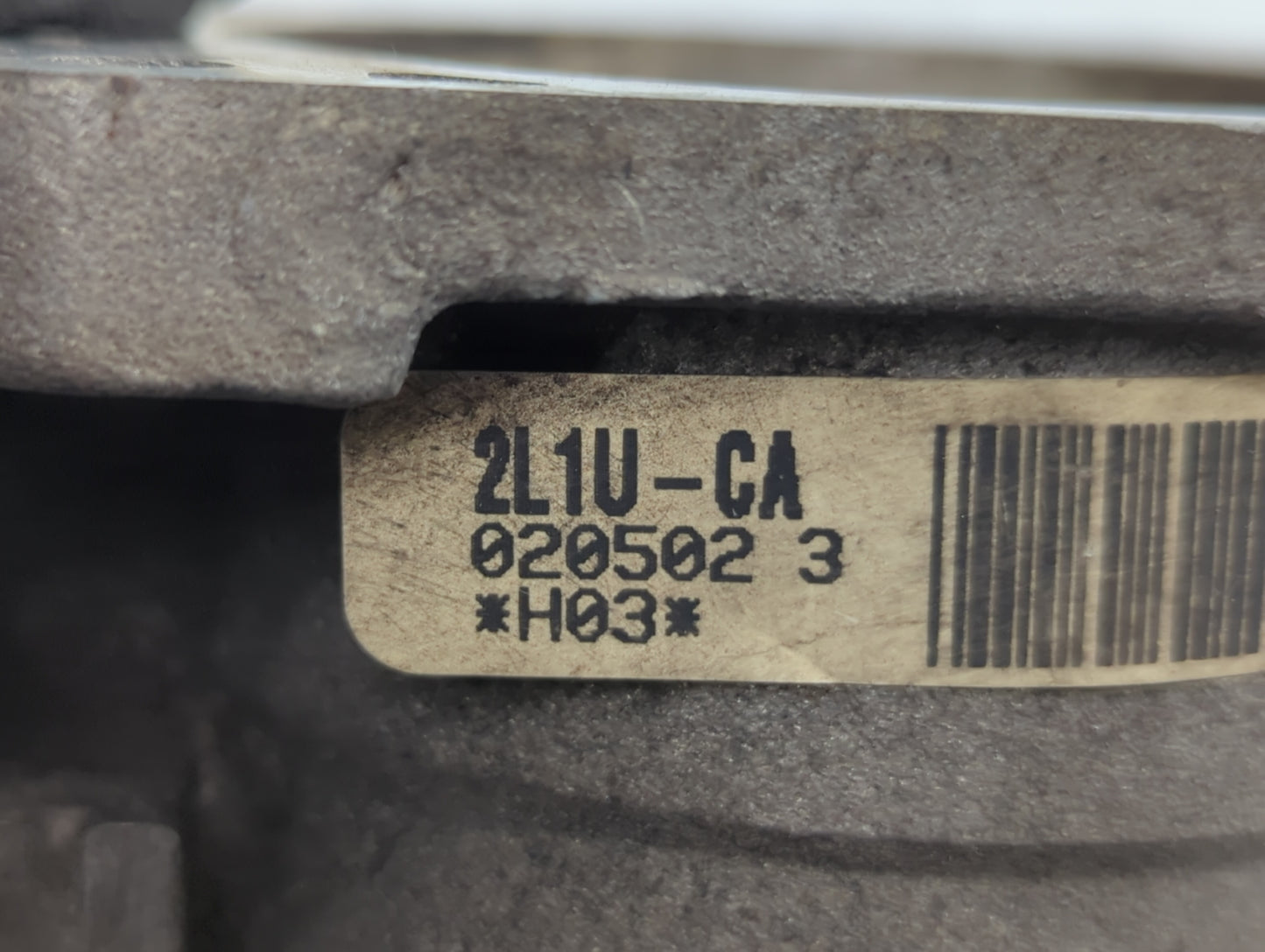2017-2019 Ford Escape Throttle Body P/N:2L1U-CA Fits Fits 2014 2015 2016 2017 2018 2019 2020 OEM Used Auto Parts - Oemusedau