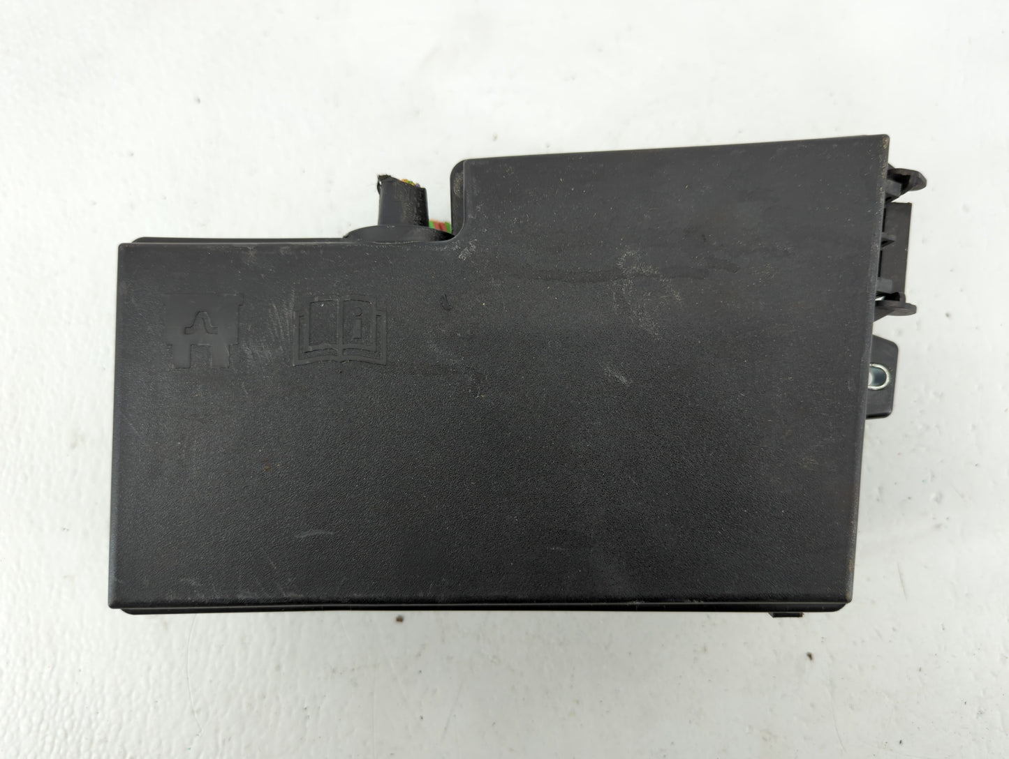 2019 Ford Escape Fusebox Fuse Box Panel Relay Module P/N:AV6T-14A142-AB Fits OEM Used Auto Parts - Oemusedautoparts1.com