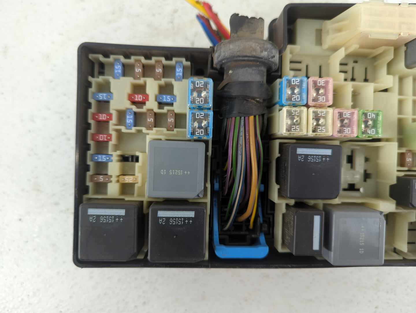 2019 Ford Escape Fusebox Fuse Box Panel Relay Module P/N:AV6T-14A142-AB Fits OEM Used Auto Parts - Oemusedautoparts1.com