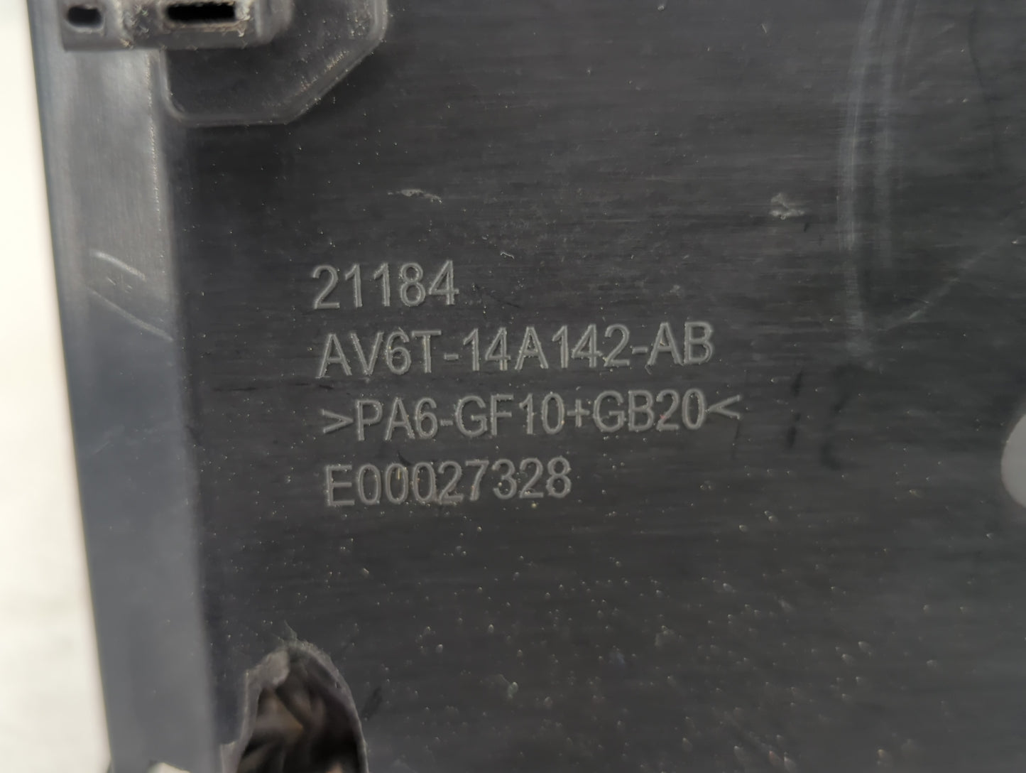 2019 Ford Escape Fusebox Fuse Box Panel Relay Module P/N:AV6T-14A142-AB Fits OEM Used Auto Parts - Oemusedautoparts1.com
