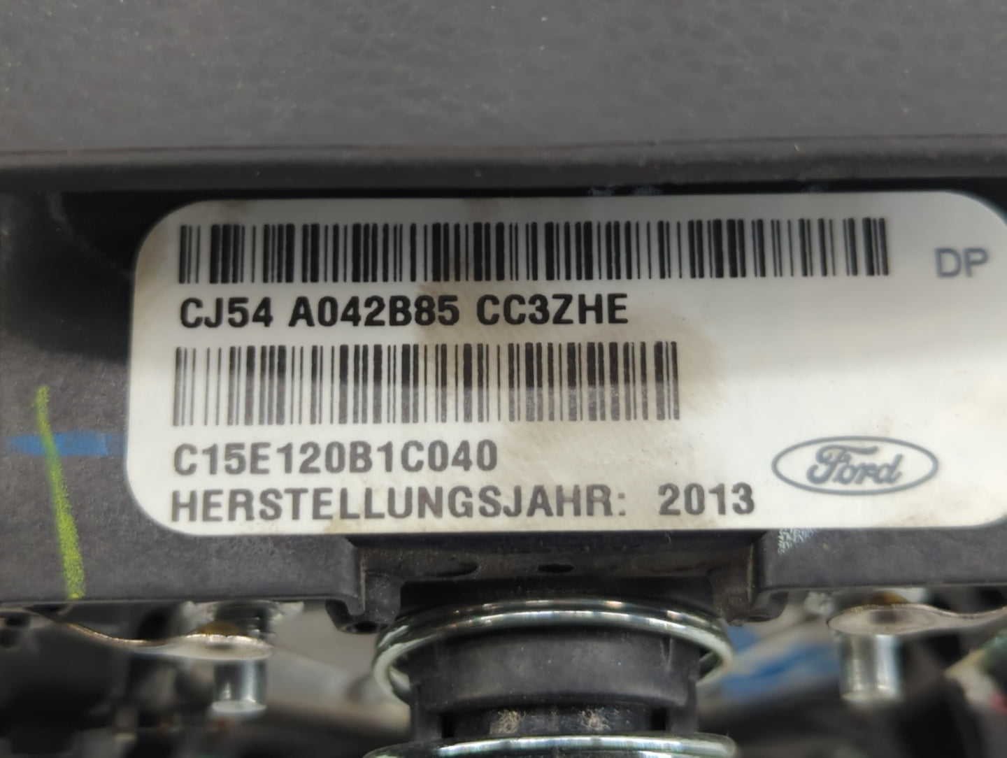 2017-2019 Ford Escape Air Bag Driver Left Steering Wheel Mounted P/N:CJ54 A042B85 BC3 Fits Fits 2017 2018 2019 OEM Used Auto