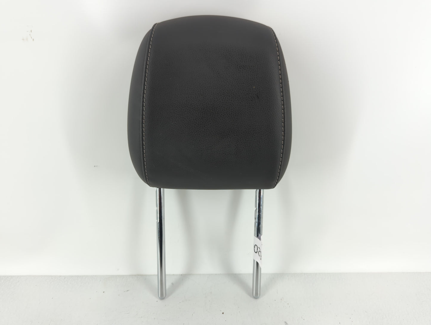 2019 Ford Escape Headrest Head Rest Front Driver Passenger Seat Black - Oemusedautoparts1.com