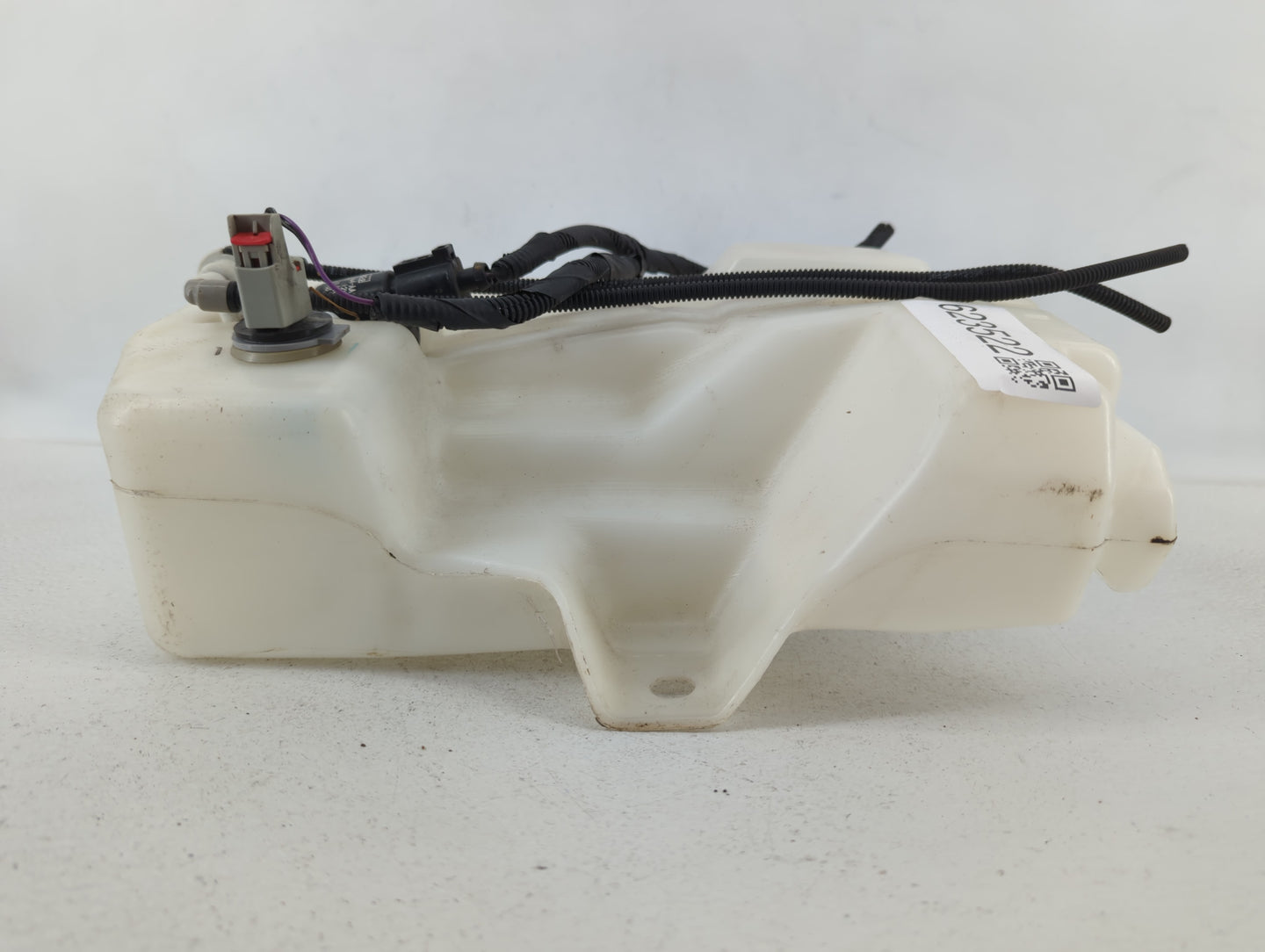 2015-2019 Ford Escape Windshield Washer Fluid Reservoir Bottle Oem - Oemusedautoparts1.com