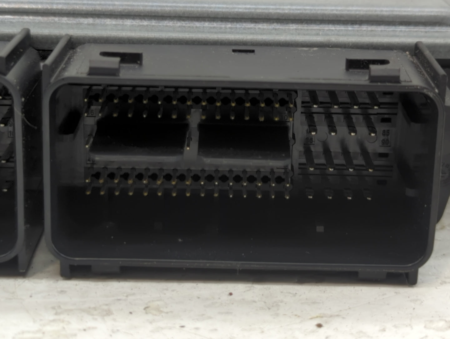 2017-2019 Ford Escape PCM Engine Control Computer ECU ECM PCU OEM P/N:HJ5A-12A650-MA Fits Fits 2017 2018 2019 OEM Used Auto 