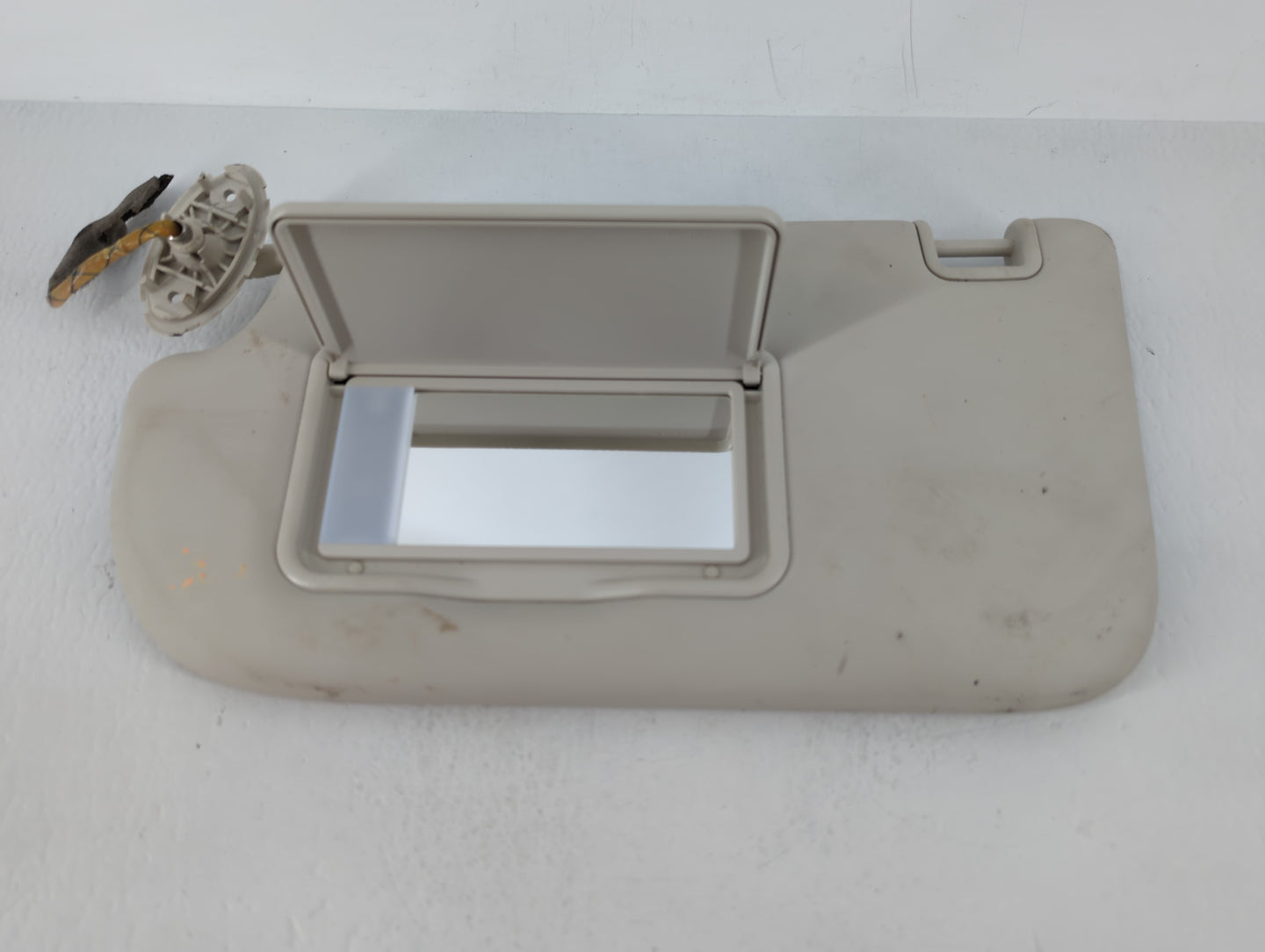 2013-2019 Ford Escape Sun Visor Shade Replacement Passenger Right Mirror Fits Fits 2013 2014 2015 2016 2017 2018 2019 OEM Us