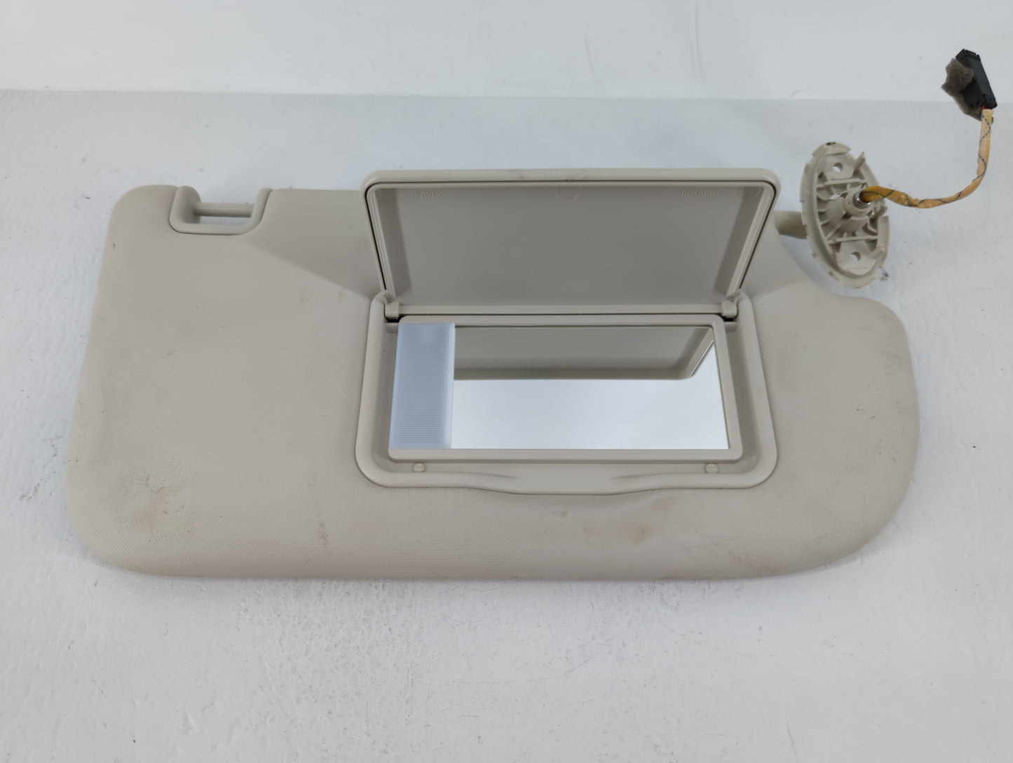 2013-2019 Ford Escape Sun Visor Shade Replacement Passenger Right Mirror Fits Fits 2013 2014 2015 2016 2017 2018 2019 OEM Us