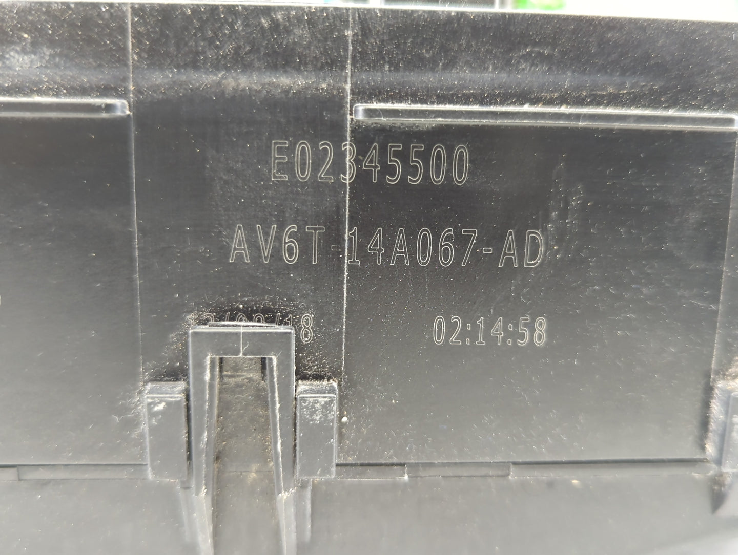 2019 Ford Escape Fusebox Fuse Box Panel Relay Module P/N:AV6T-14A067-AD Fits OEM Used Auto Parts - Oemusedautoparts1.com