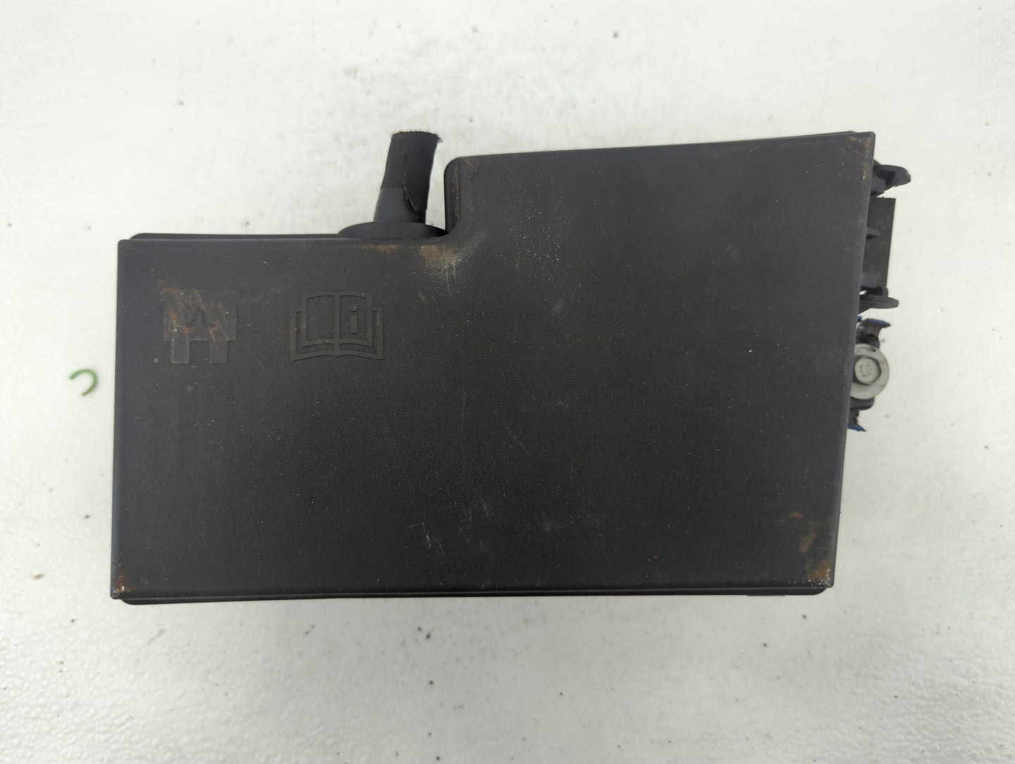 2019 Ford Escape Fusebox Fuse Box Panel Relay Module P/N:AV6T-14A067-AD Fits OEM Used Auto Parts - Oemusedautoparts1.com