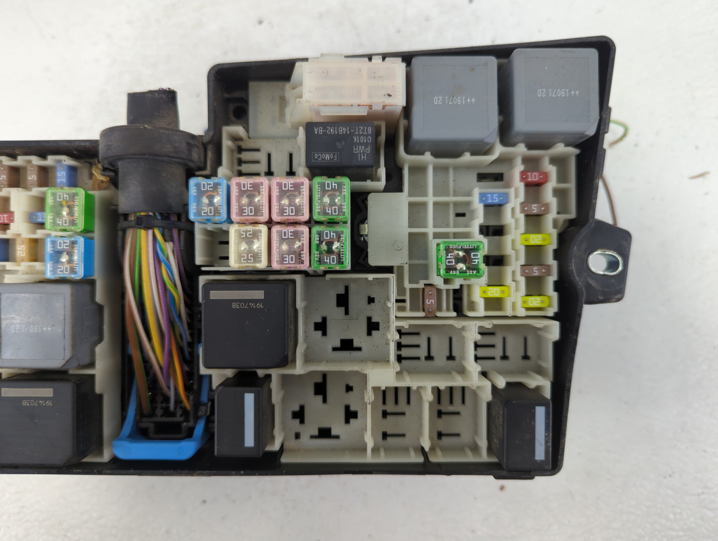 2019 Ford Escape Fusebox Fuse Box Panel Relay Module P/N:AV6T-14A067-AD Fits OEM Used Auto Parts - Oemusedautoparts1.com