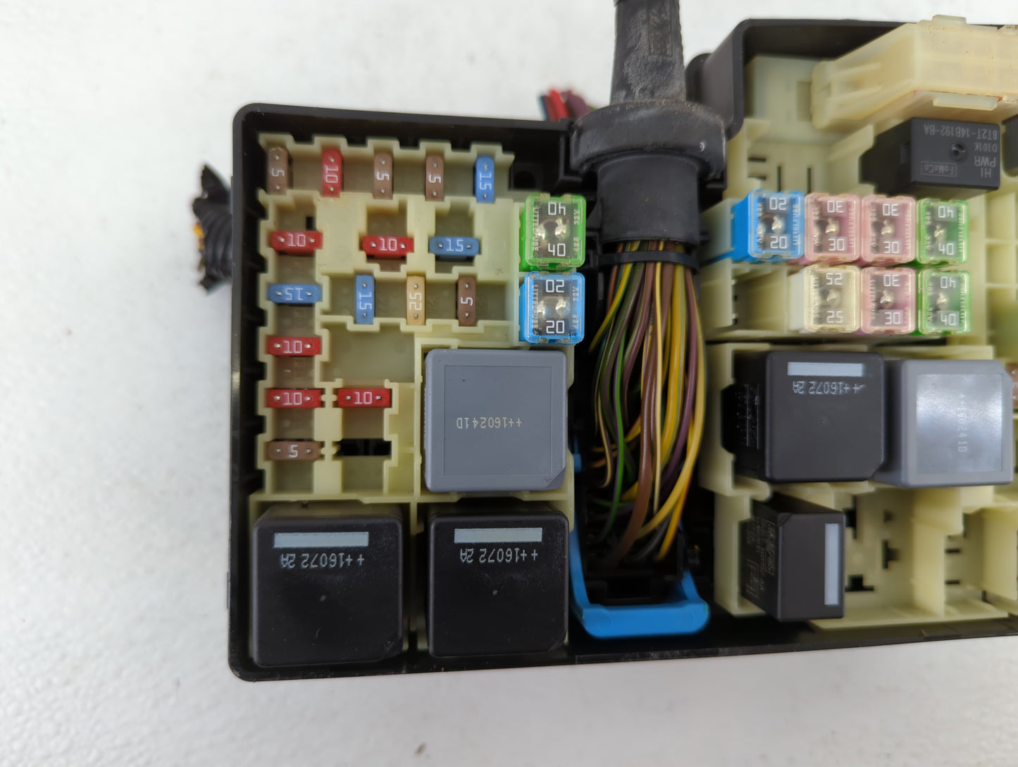 2019 Ford Escape Fusebox Fuse Box Panel Relay Module P/N:AV6T-14A142-AB E02345500, AV6T-14A067-AD Fits OEM Used Auto Parts -