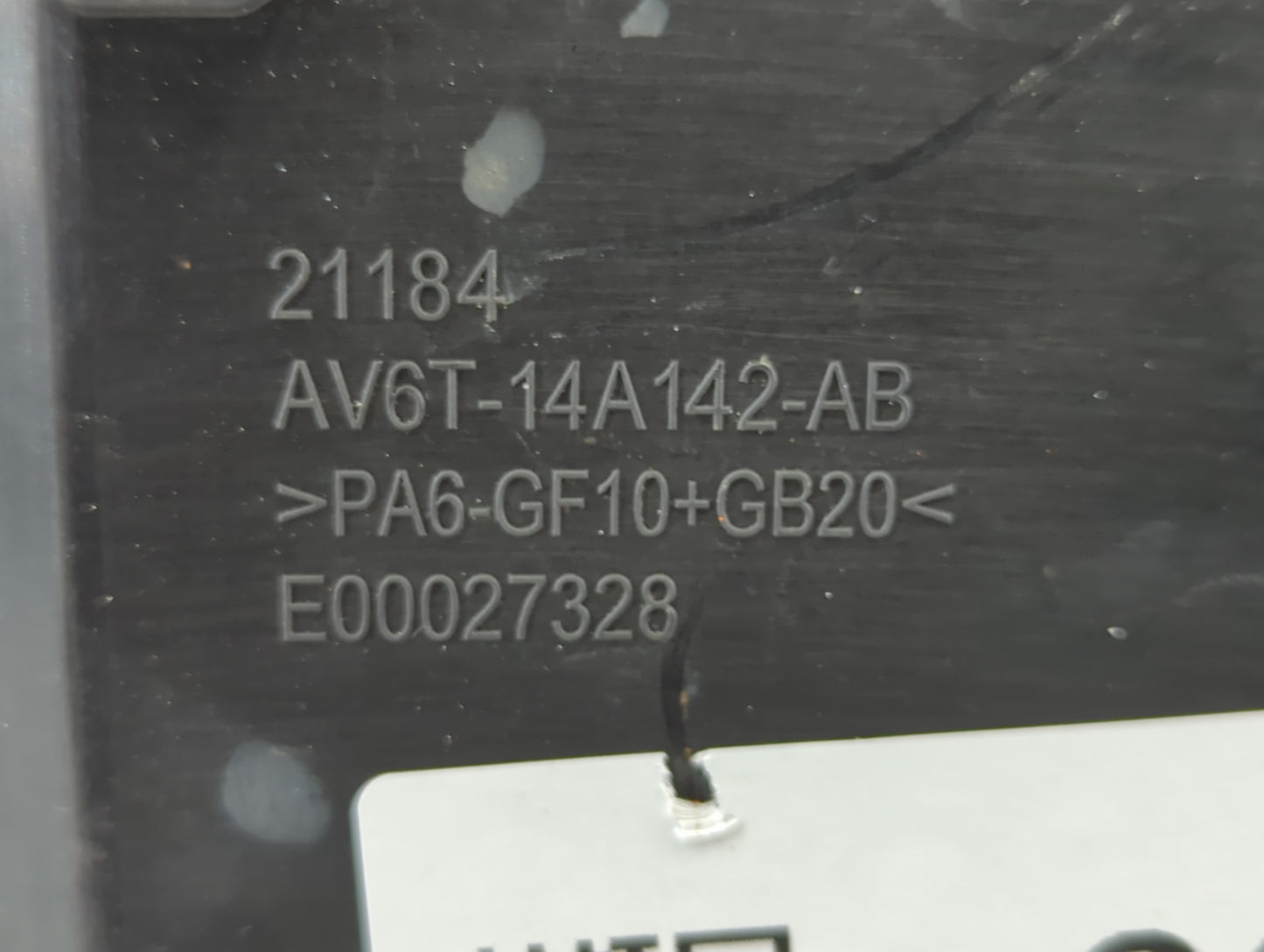 2019 Ford Escape Fusebox Fuse Box Panel Relay Module P/N:AV6T-14A142-AB E02345500, AV6T-14A067-AD Fits OEM Used Auto Parts -