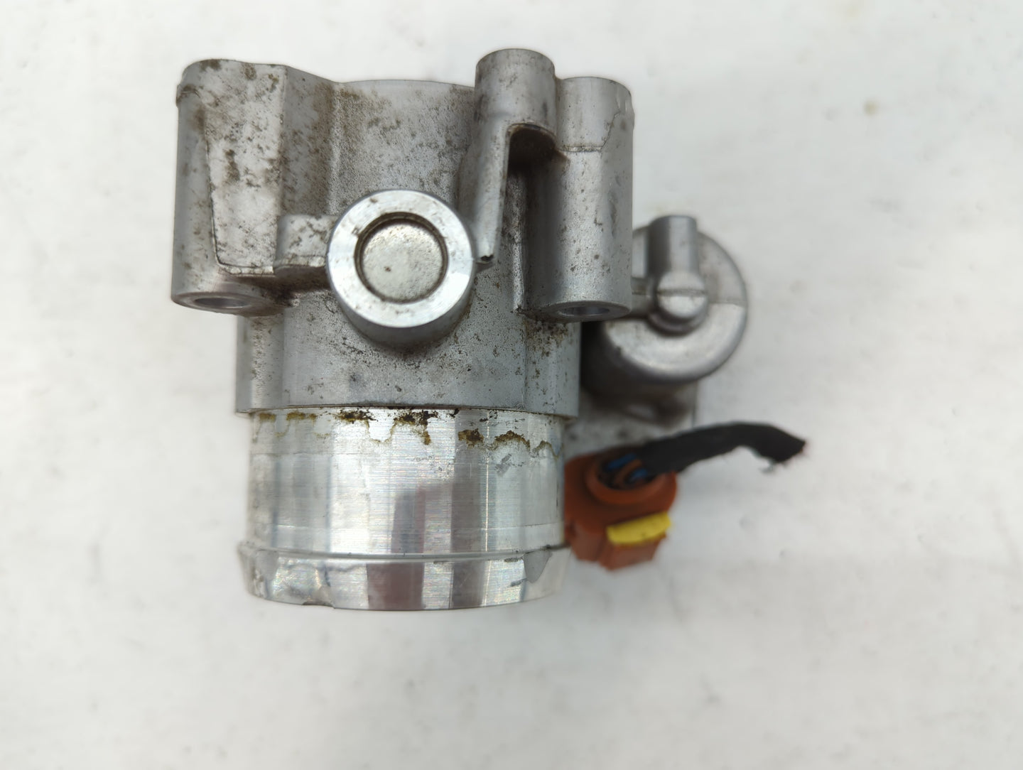 2017-2019 Ford Escape Throttle Body P/N:DS7G-9F991-CA Fits Fits 2014 2015 2016 2017 2018 2019 2020 OEM Used Auto Parts - Oem