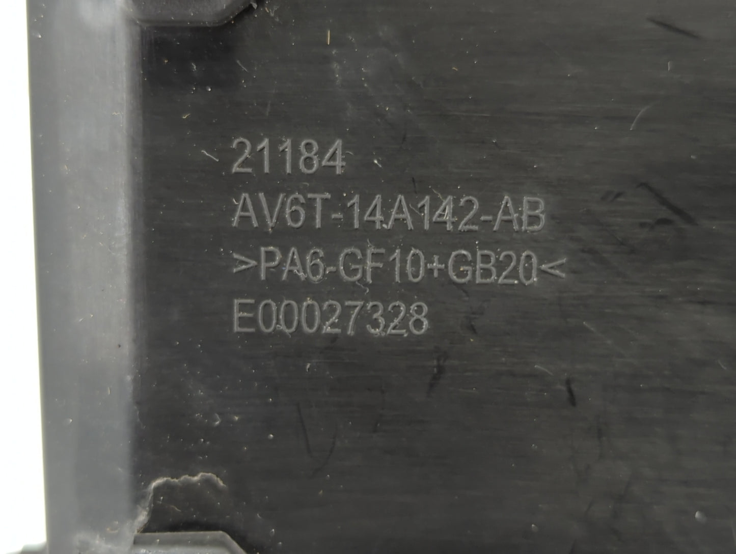2019 Ford Escape Fusebox Fuse Box Panel Relay Module P/N:E02345500 AV6T-14A067-AD Fits OEM Used Auto Parts - Oemusedautopart