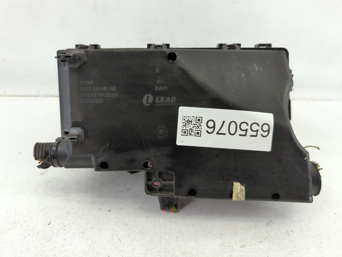 2019 Ford Escape Fusebox Fuse Box Panel Relay Module P/N:E02345500 AV6T-14A067-AD Fits OEM Used Auto Parts - Oemusedautopart