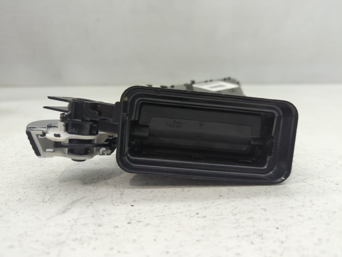 2019 Ford Escape  AC AIR VENT GRILLE - Oemusedautoparts1.com
