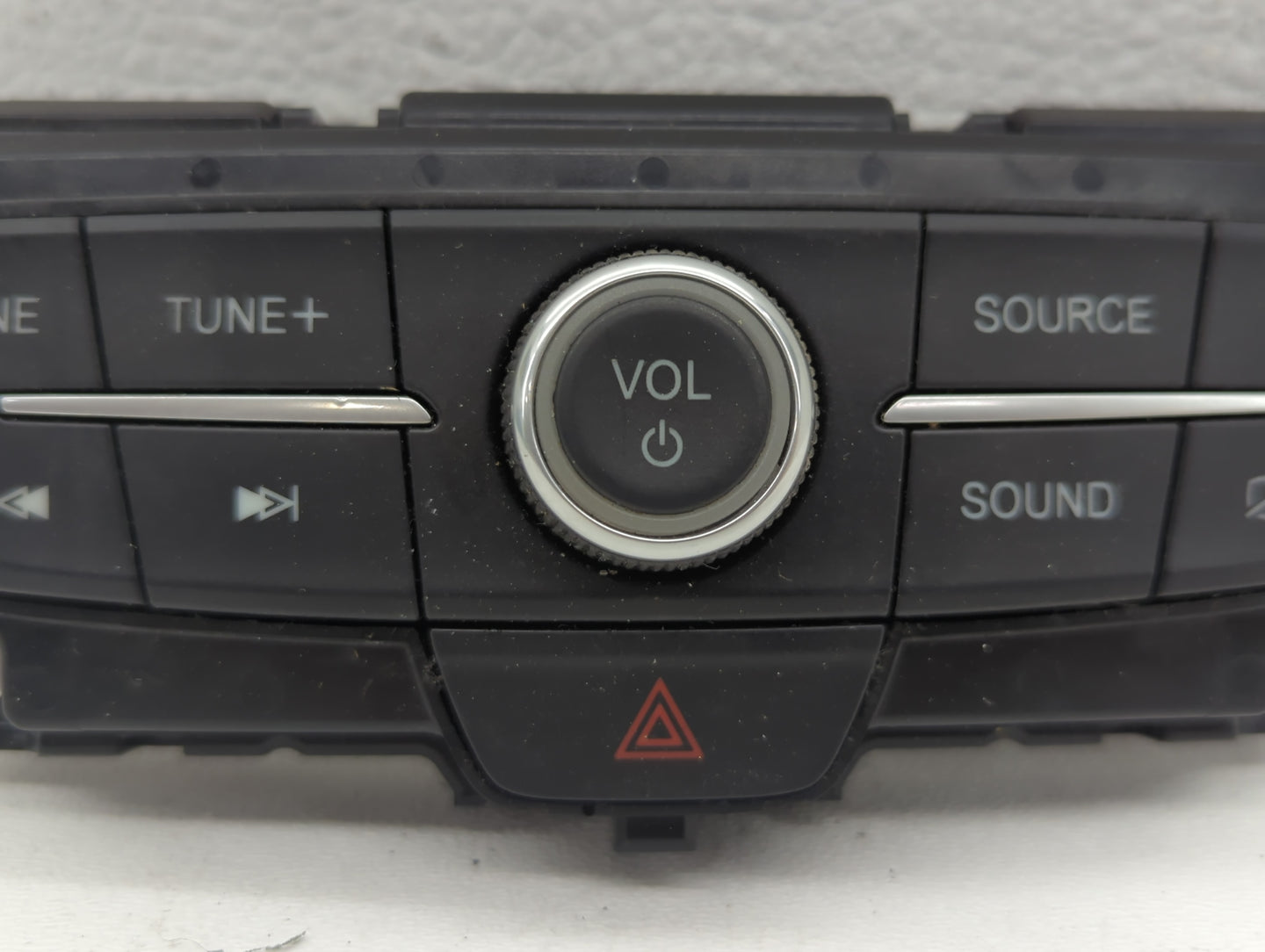 2018-2019 Ford Escape Climate Control Module Temperature AC/Heater Replacement P/N:4F571-HA JJ5T18K811HA Fits Fits 2018 2019