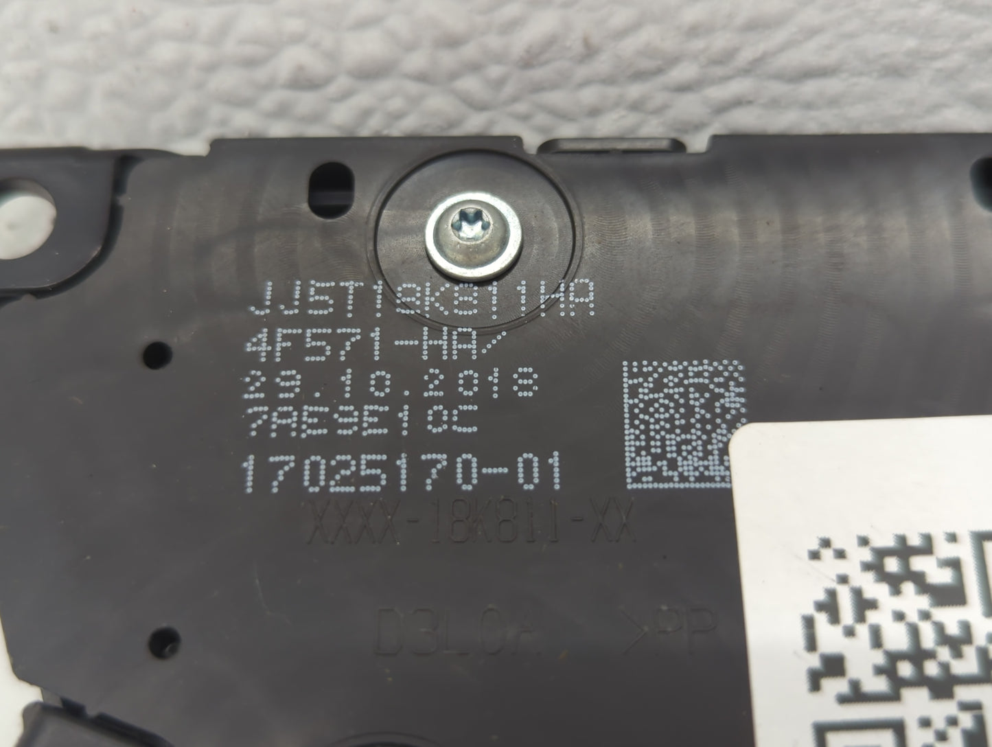 2018-2019 Ford Escape Climate Control Module Temperature AC/Heater Replacement P/N:4F571-HA JJ5T18K811HA Fits Fits 2018 2019