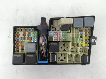 2019 Ford Escape Fusebox Fuse Box Panel Relay Module P/N:E02345500 AV6T-14A067-AD Fits OEM Used Auto Parts