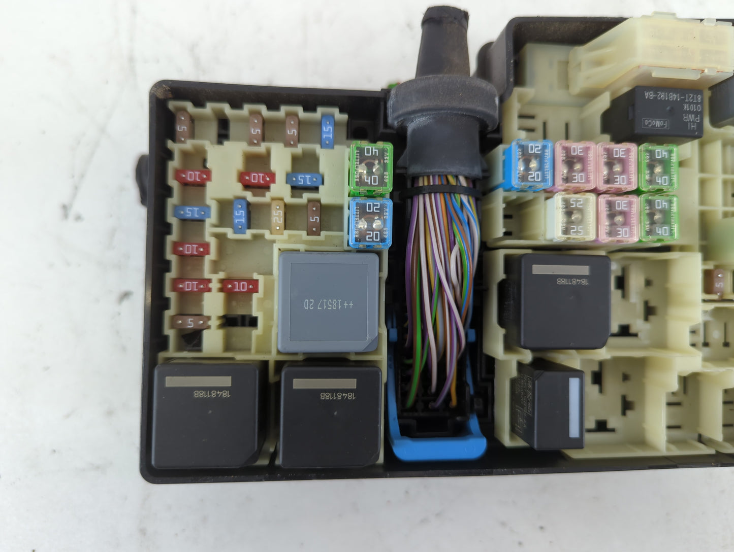 2019 Ford Escape Fusebox Fuse Box Panel Relay Module P/N:E02345500 AV6T-14A067-AD Fits OEM Used Auto Parts - Oemusedautopart