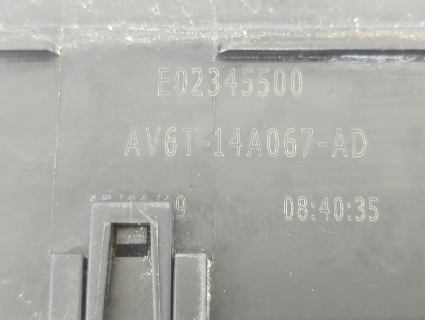 2019 Ford Escape Fusebox Fuse Box Panel Relay Module P/N:E02345500 AV6T-14A067-AD Fits OEM Used Auto Parts - Oemusedautopart