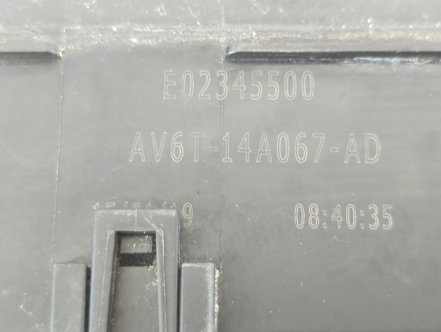 2019 Ford Escape Fusebox Fuse Box Panel Relay Module P/N:E02345500 AV6T-14A067-AD Fits OEM Used Auto Parts - Oemusedautopart