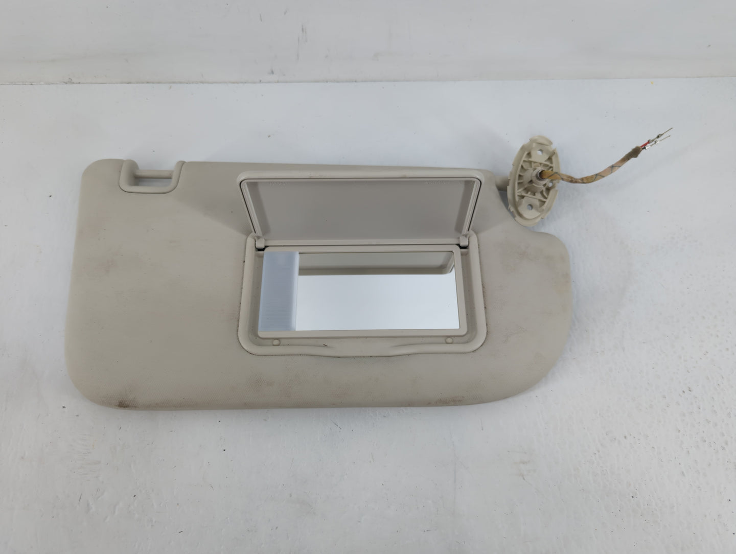 2013-2019 Ford Escape Sun Visor Shade Replacement Passenger Right Mirror Fits Fits 2013 2014 2015 2016 2017 2018 2019 OEM Us