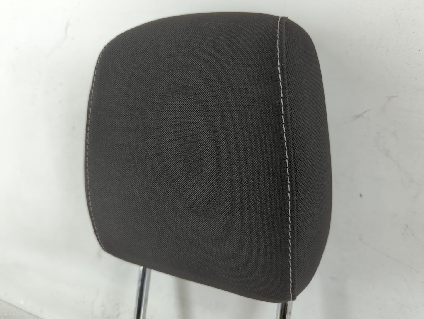 2019 Ford Escape Headrest Head Rest Front Driver Passenger Seat Black - Oemusedautoparts1.com