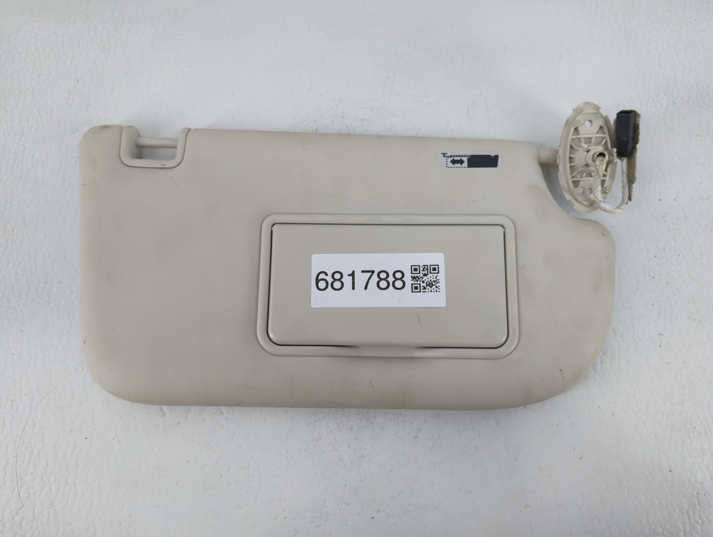 2013-2019 Ford Escape Sun Visor Shade Replacement Passenger Right Mirror Fits Fits 2013 2014 2015 2016 2017 2018 2019 OEM Us