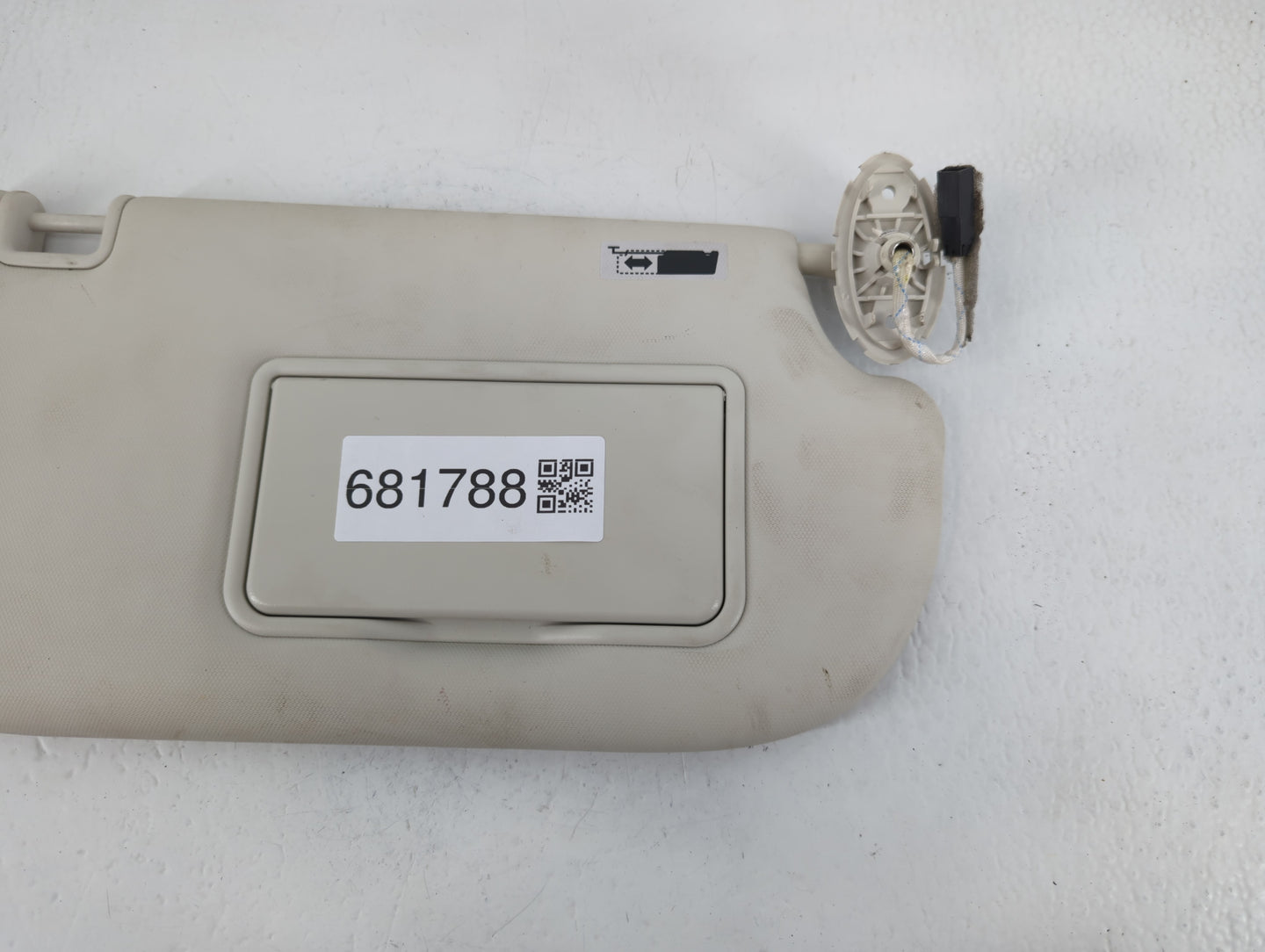 2013-2019 Ford Escape Sun Visor Shade Replacement Passenger Right Mirror Fits Fits 2013 2014 2015 2016 2017 2018 2019 OEM Us