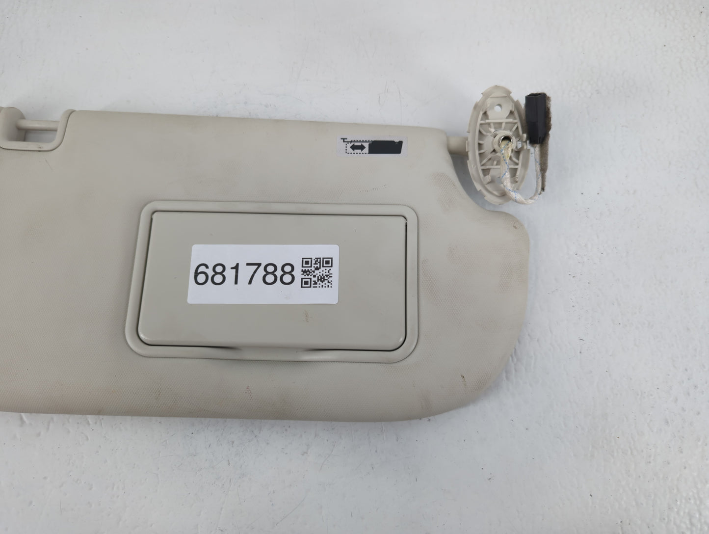 2013-2019 Ford Escape Sun Visor Shade Replacement Passenger Right Mirror Fits Fits 2013 2014 2015 2016 2017 2018 2019 OEM Us