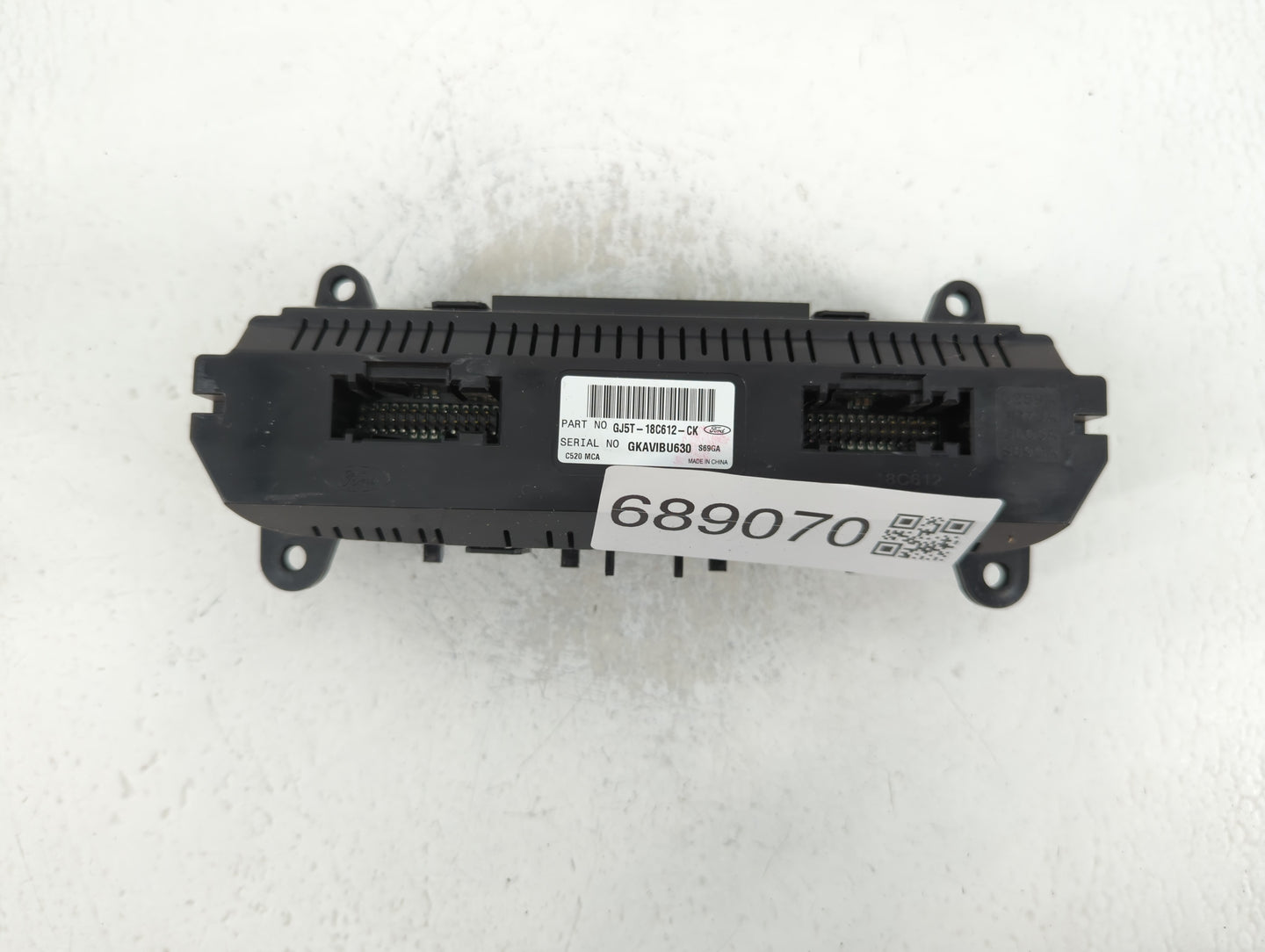 2018-2019 Ford Escape Climate Control Module Temperature AC/Heater Replacement P/N:GJ5T-18C612-CK Fits Fits 2018 2019 OEM Us