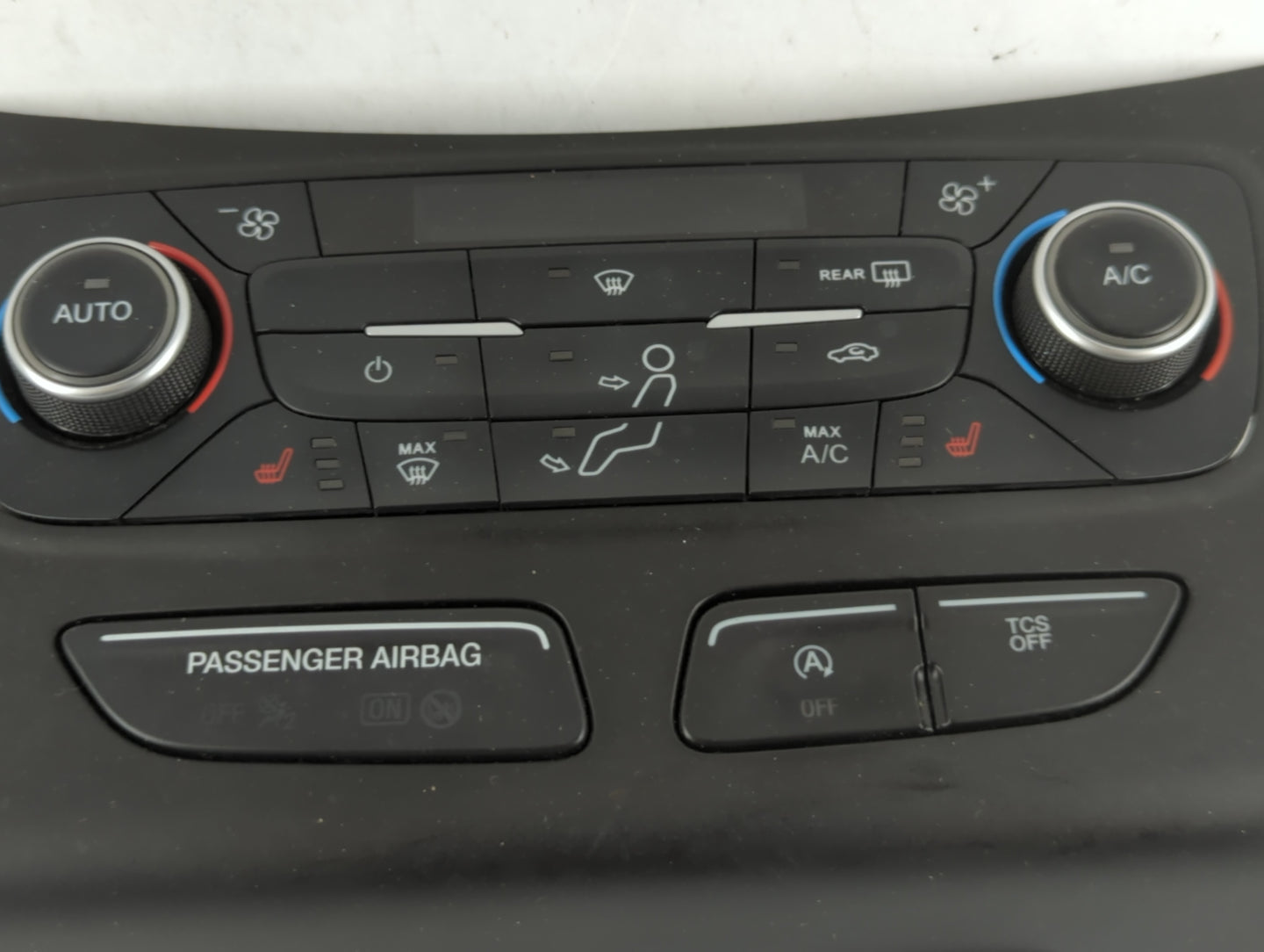 2018-2019 Ford Escape Climate Control Module Temperature AC/Heater Replacement P/N:GJ5T-18C612-CJ Fits Fits 2018 2019 OEM Us