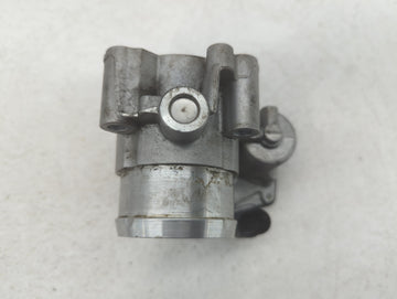 2017-2019 Ford Escape Throttle Body P/N:DS7G-9F991-CA B18 249 5048 Fits Fits 2014 2015 2016 2017 2018 2019 2020 OEM Used Auto Parts