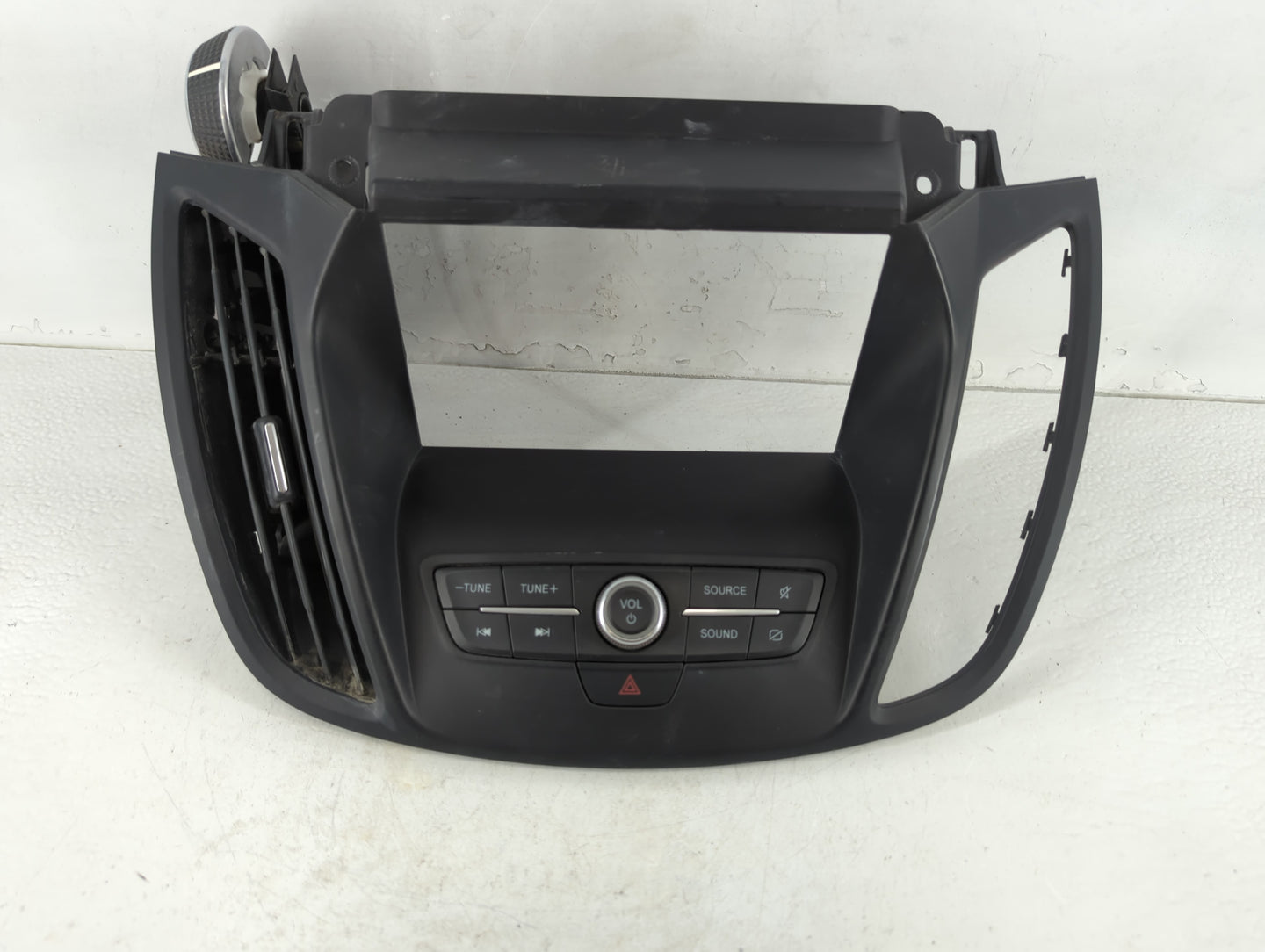 2017-2019 Ford Escape Radio AM FM Cd Player Receiver Replacement P/N:JJ5T1BK811HA Fits Fits 2017 2018 2019 OEM Used Auto Par