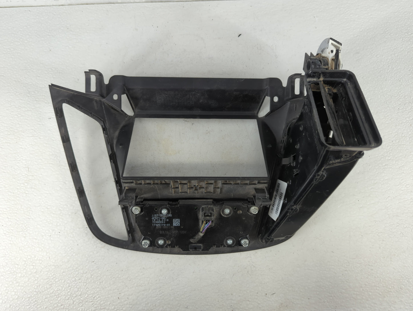 2017-2019 Ford Escape Radio AM FM Cd Player Receiver Replacement P/N:JJ5T1BK811HA Fits Fits 2017 2018 2019 OEM Used Auto Par