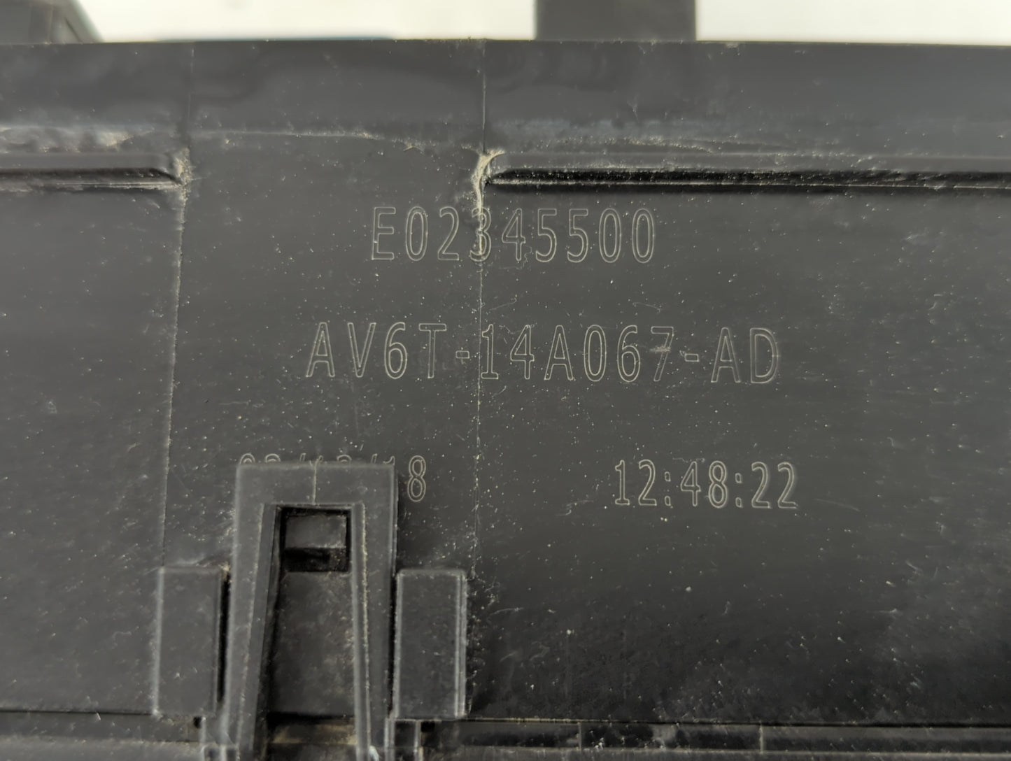 2019 Ford Escape Fusebox Fuse Box Panel Relay Module P/N:AV6T-14A067-AD Fits OEM Used Auto Parts - Oemusedautoparts1.com
