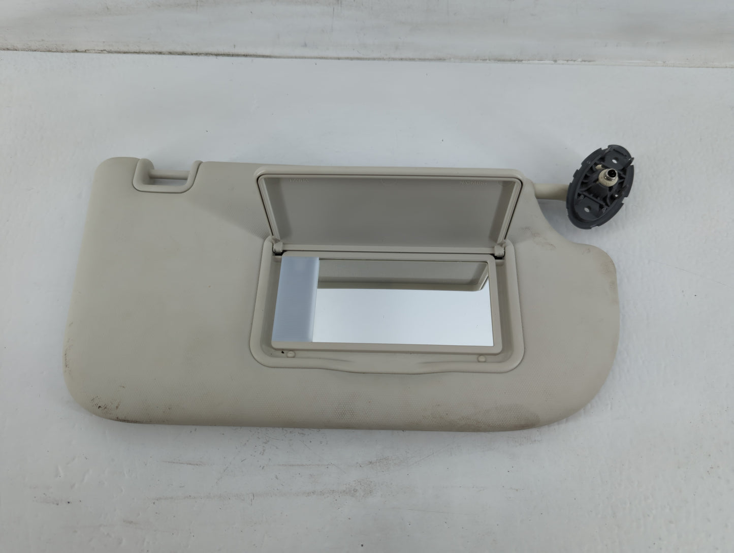 2013-2019 Ford Escape Sun Visor Shade Replacement Passenger Right Mirror Fits Fits 2013 2014 2015 2016 2017 2018 2019 OEM Us