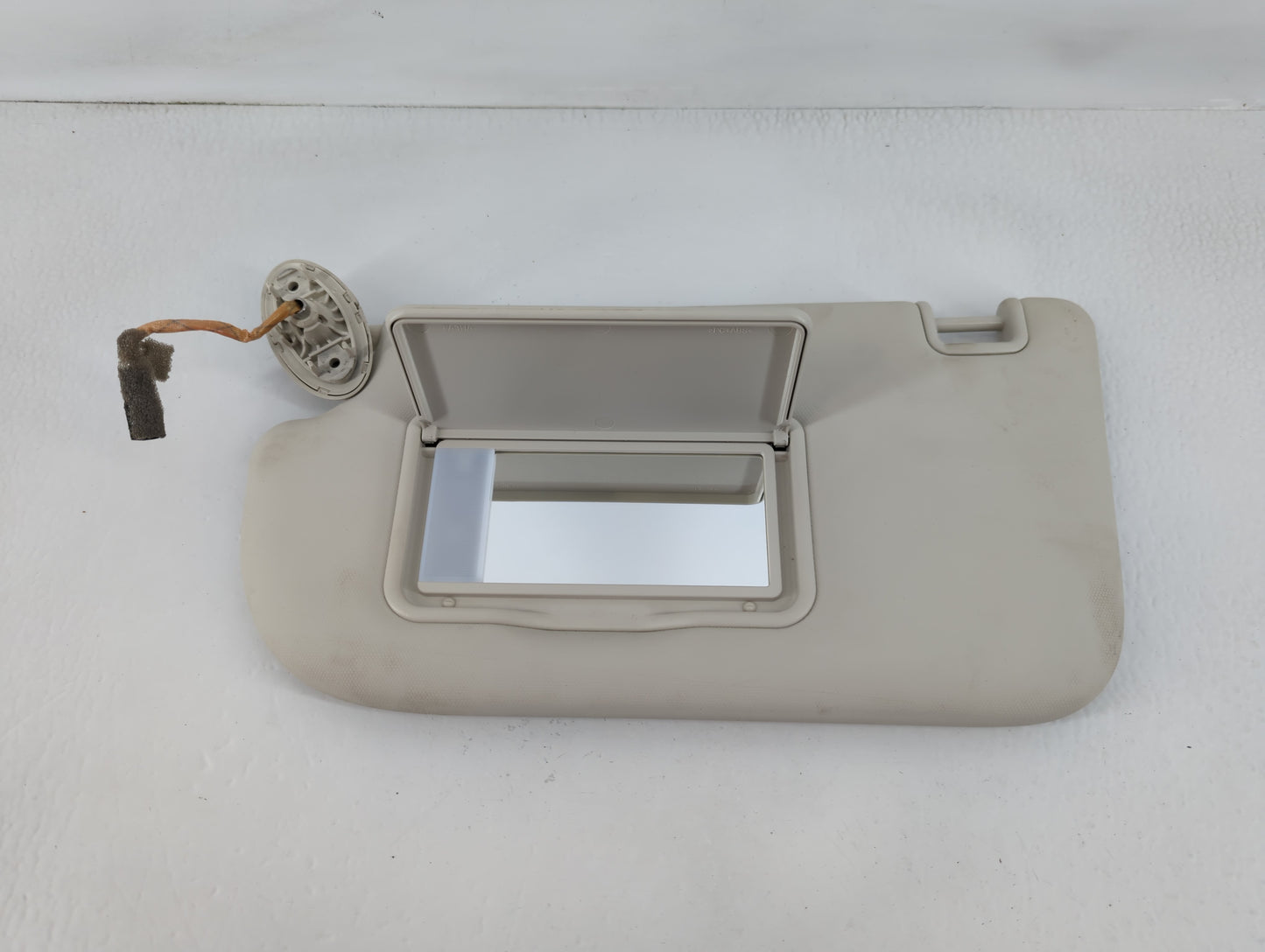 2013-2019 Ford Escape Sun Visor Shade Replacement Driver Left Mirror Fits Fits 2013 2014 2015 2016 2017 2018 2019 OEM Used A